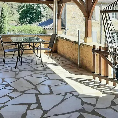 Lovely In With Kitchen Holiday home Cenac-et-Saint-Julien