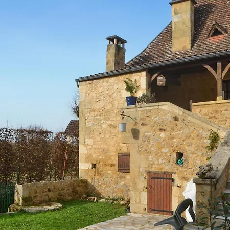 بيت للعطل 3 Bedroom Cozy In *